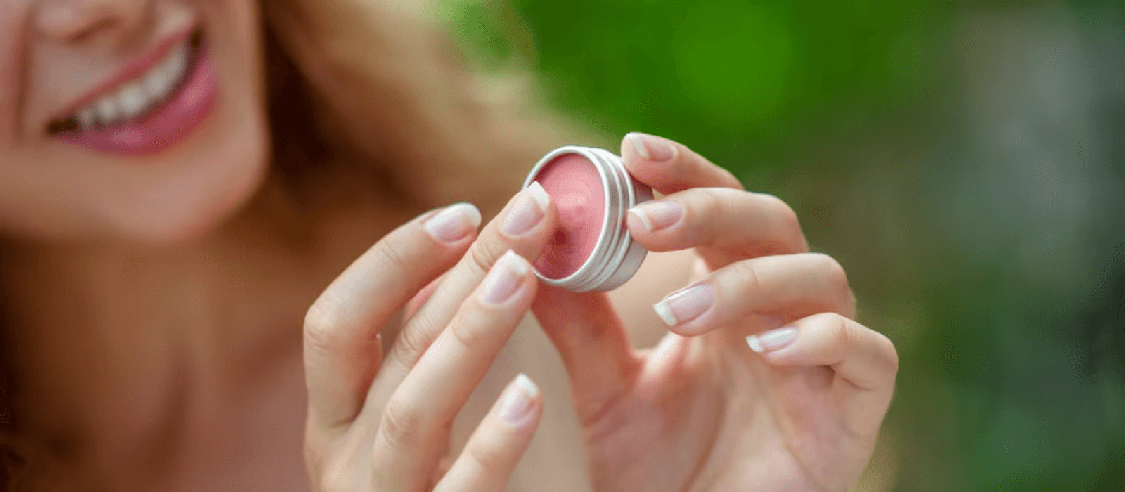 Castor Oil Lip Care: Simple DIY Recipes for Naturally Pink Lips